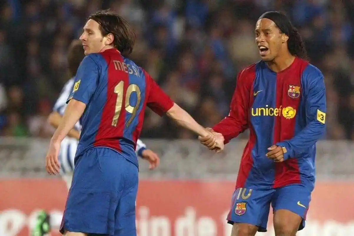 而足球早已 而足球早已